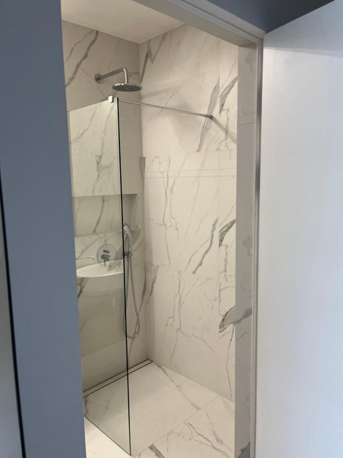 Warsaw Home Suites Luaran gambar