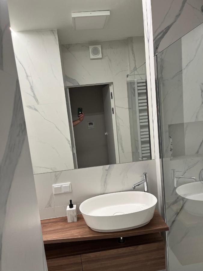Warsaw Home Suites Luaran gambar