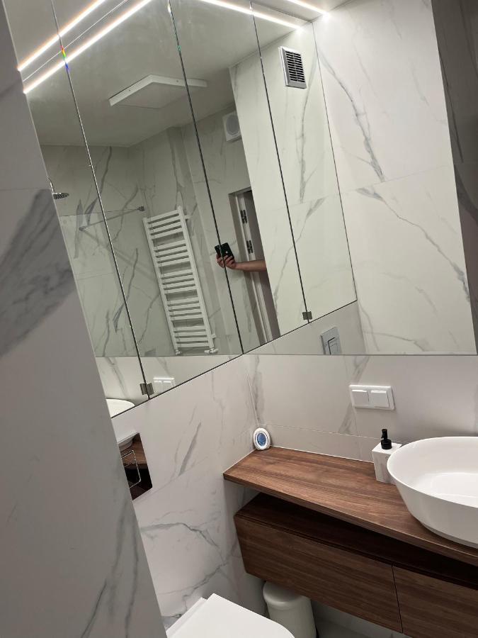 Warsaw Home Suites Luaran gambar