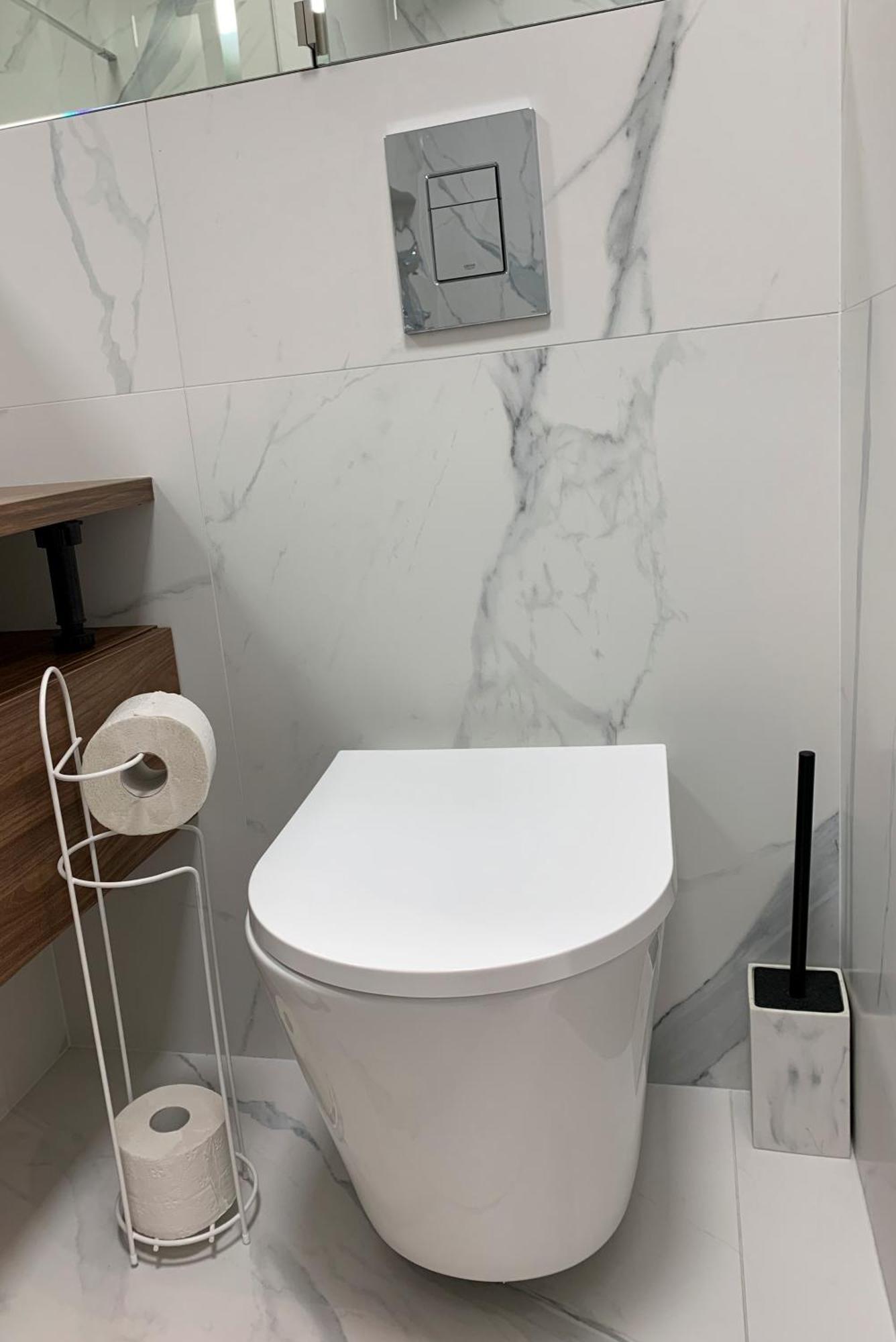 Warsaw Home Suites Luaran gambar