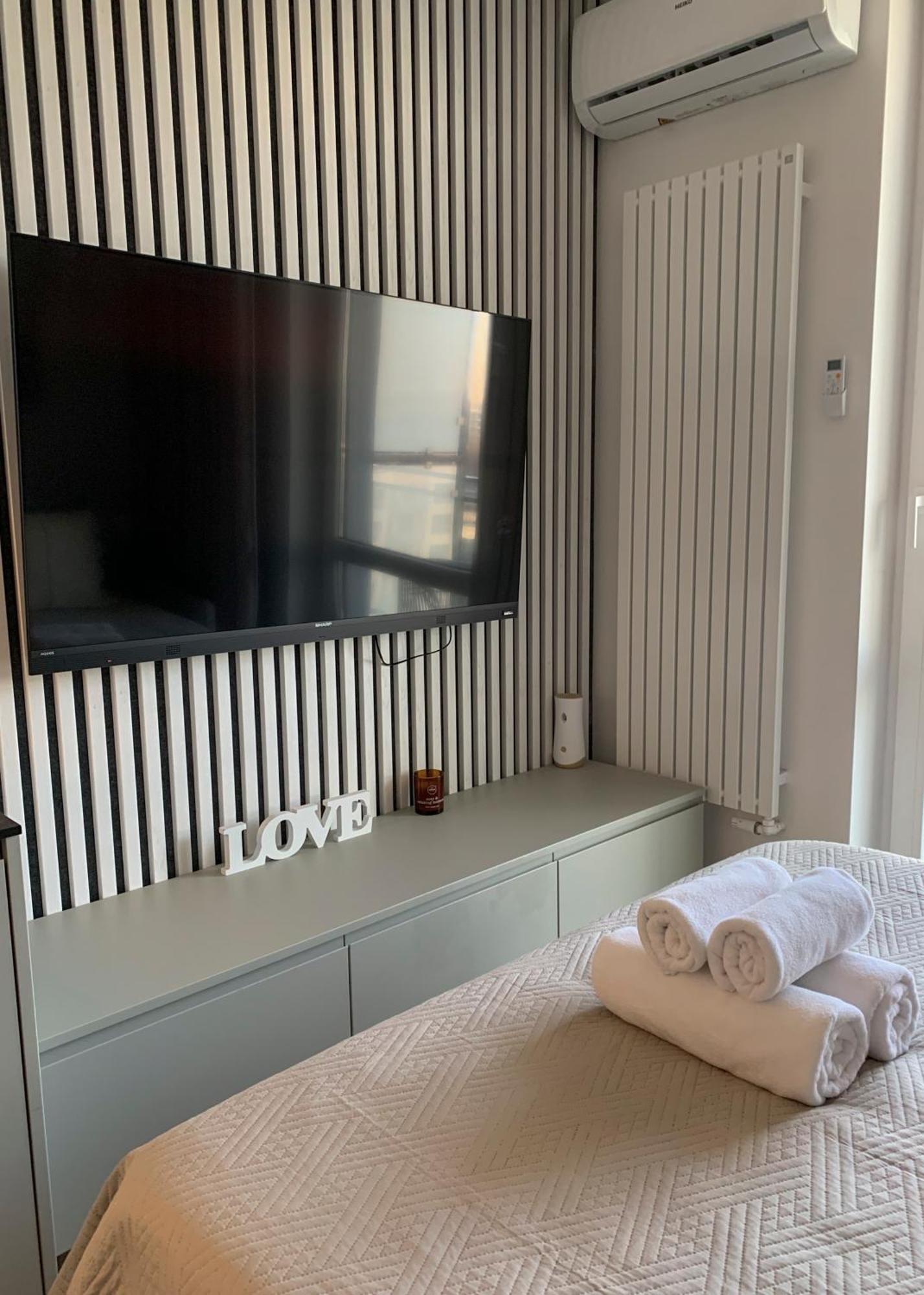 Warsaw Home Suites Luaran gambar