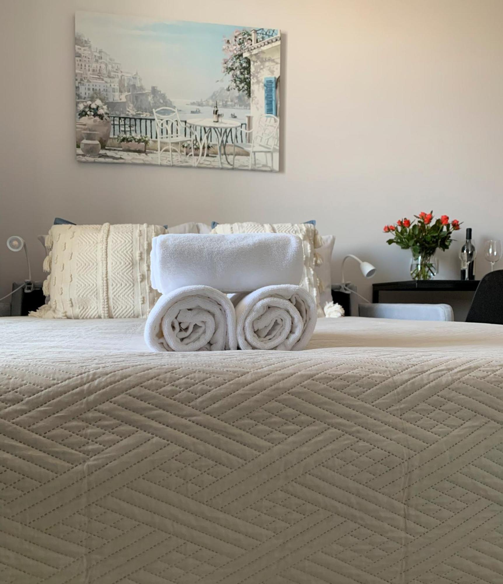 Warsaw Home Suites Luaran gambar